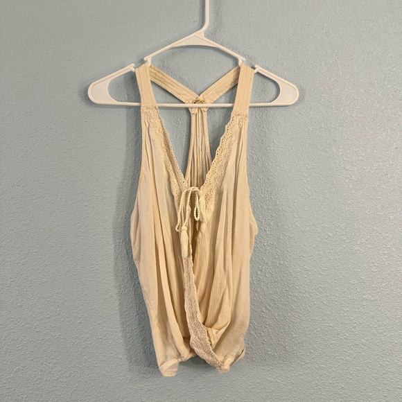 Abercrombie Cream Top - Picture 1 of 2
